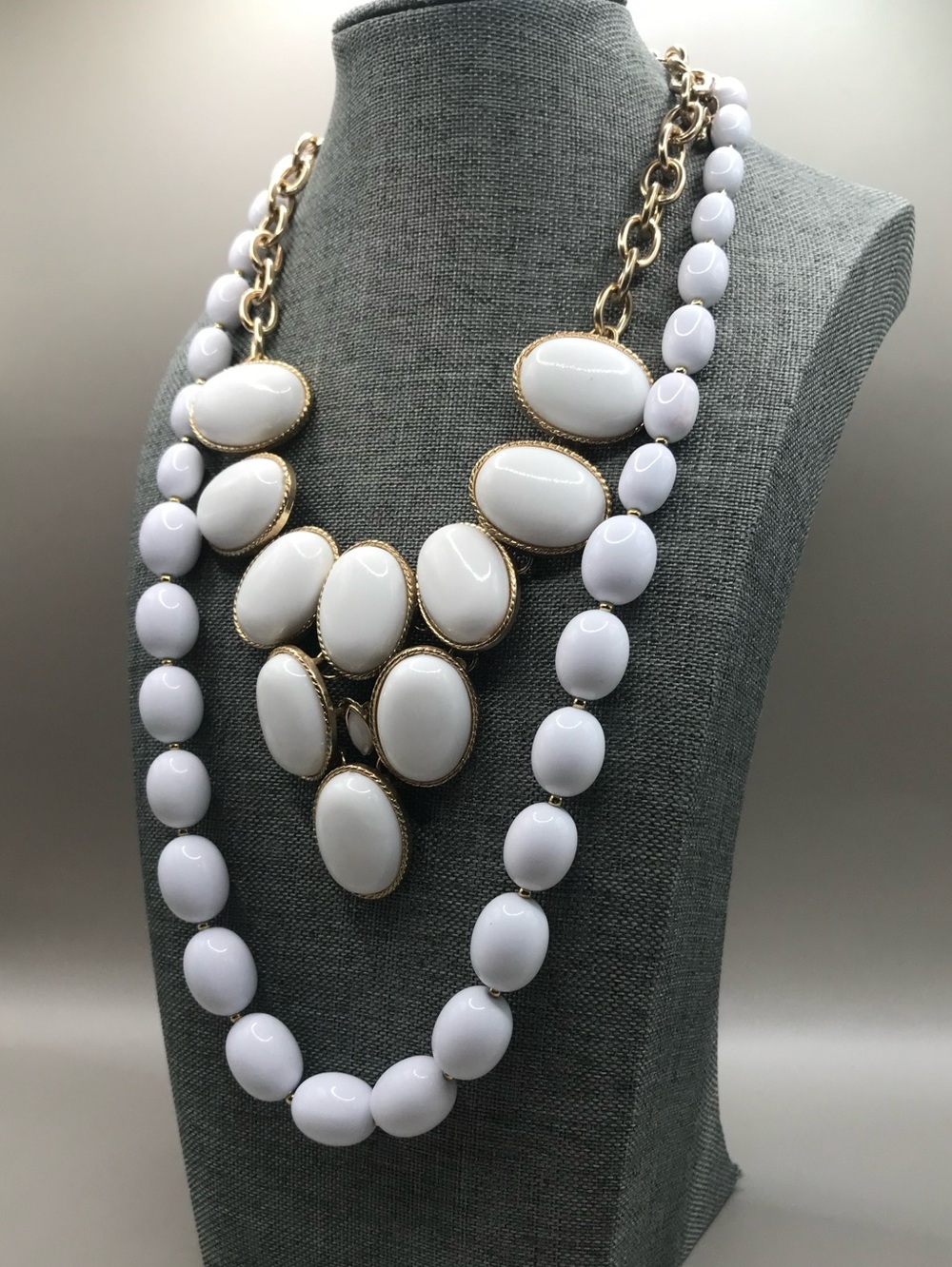 2 White and Gold-Tone Layering Statement Necklaces - Picture 3 of 7